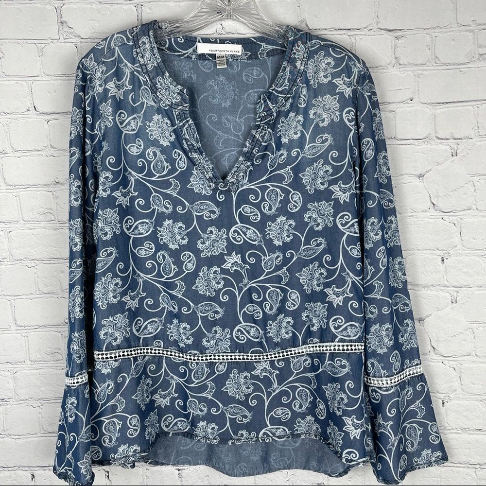 FOURTEENS PLACE chambray peasant boho floral top bell sleeves NWOT, size M